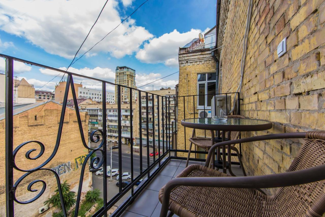 Kyiv City Loft Apart Hotel Екстер'єр фото