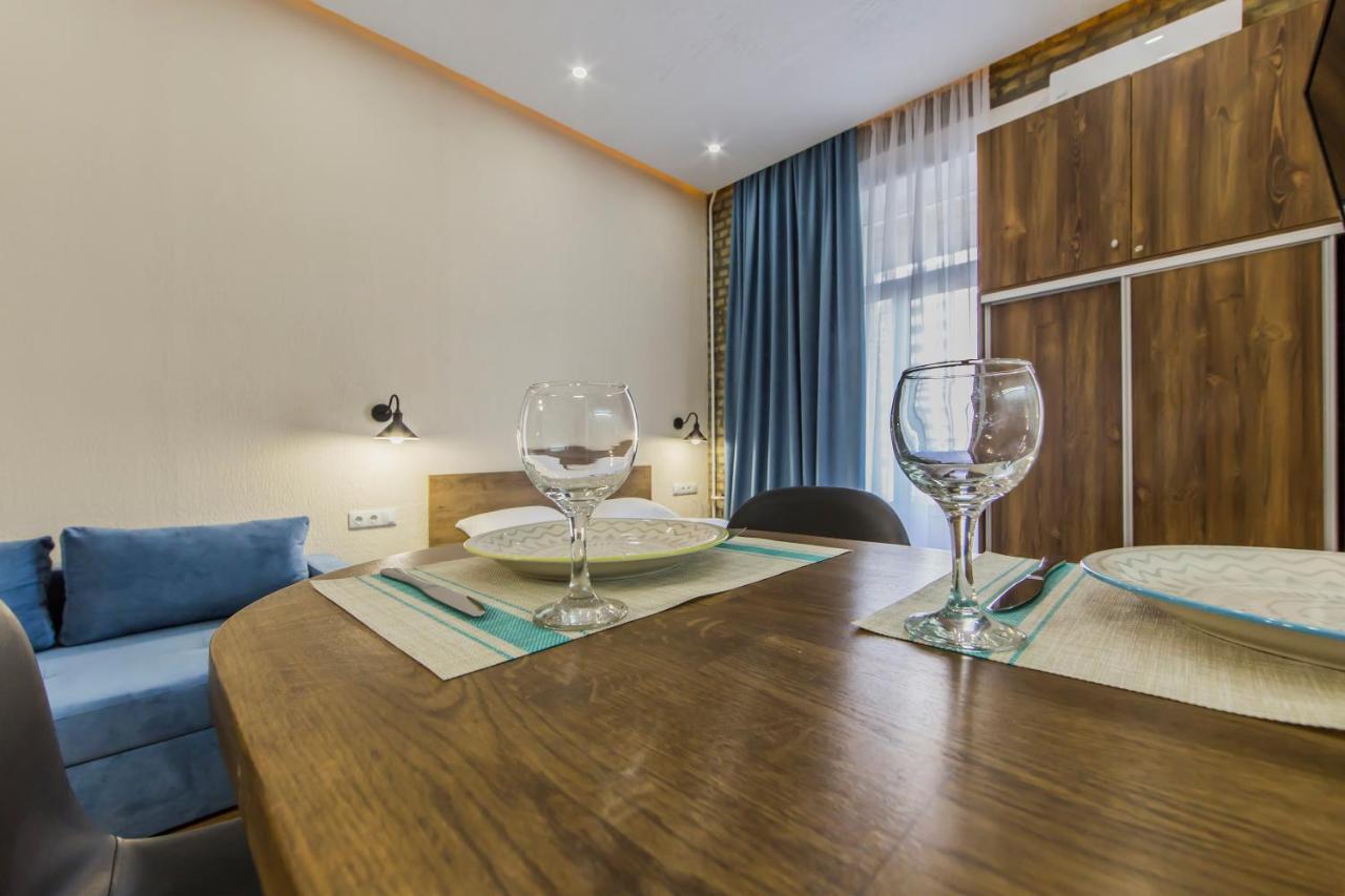Kyiv City Loft Apart Hotel Екстер'єр фото