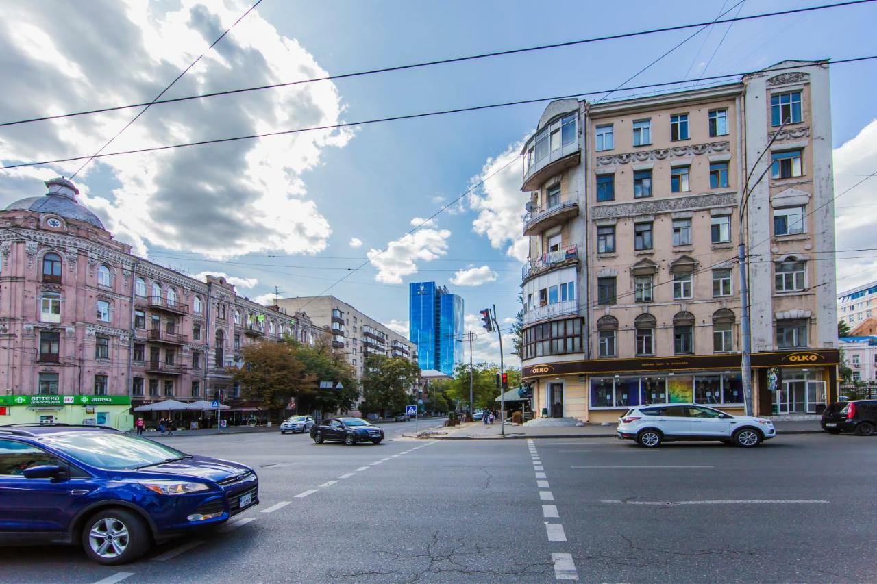 Kyiv City Loft Apart Hotel Екстер'єр фото