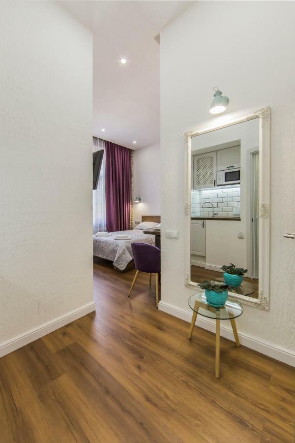Kyiv City Loft Apart Hotel Екстер'єр фото